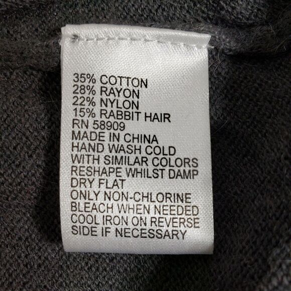 Preston & York Women's Tank Top Size XL Gray Embellished Beaded Knit Rabbit Hair - Picture 7 of 8